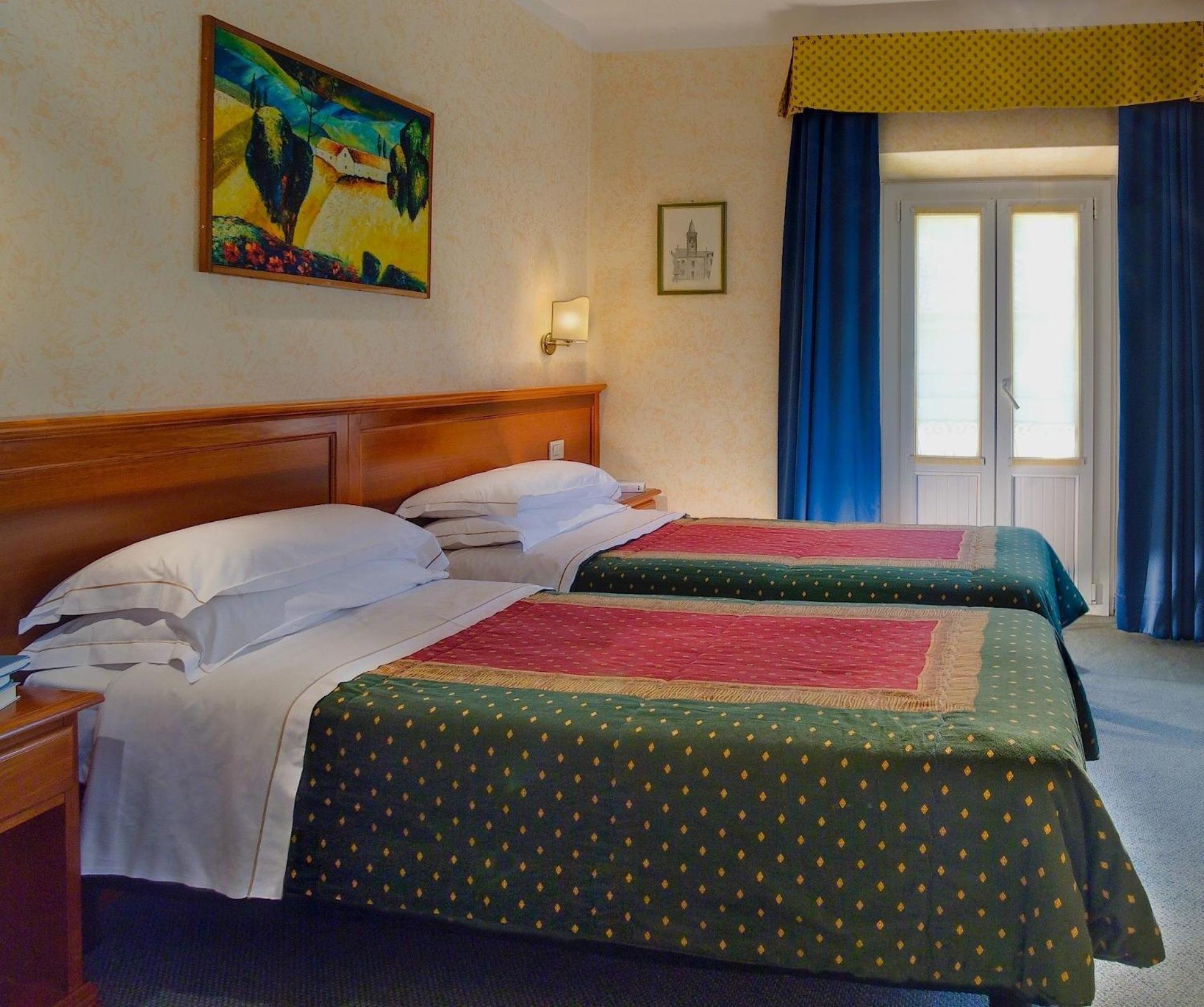 Hotel Garni Riviera Gargnano Exterior foto